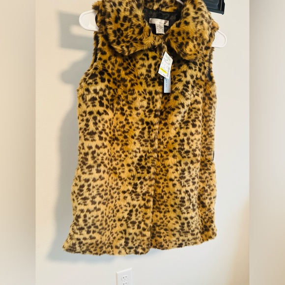 WD.NY Leopard Print Faux Fur Vest - Picture 7 of 10